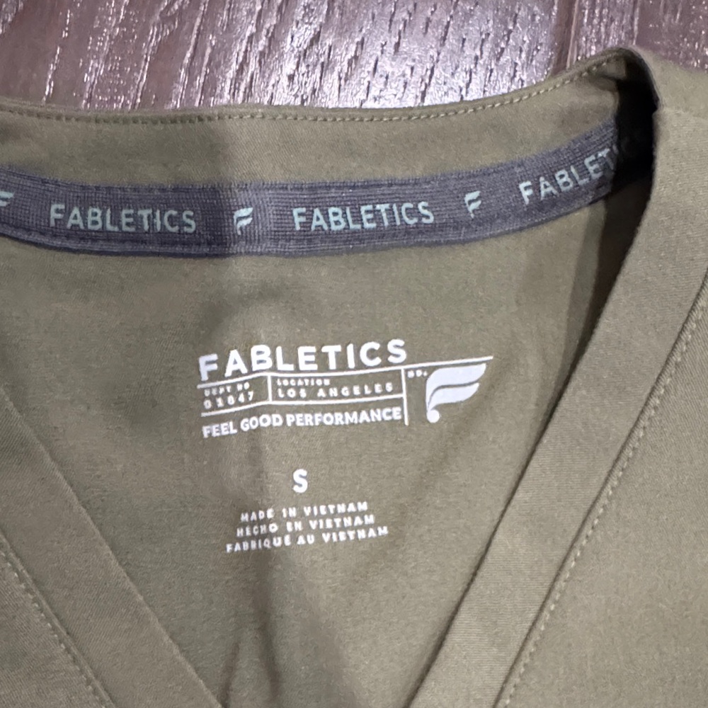 Fabletics Sage Green Scrub Set - Picture 2 of 5
